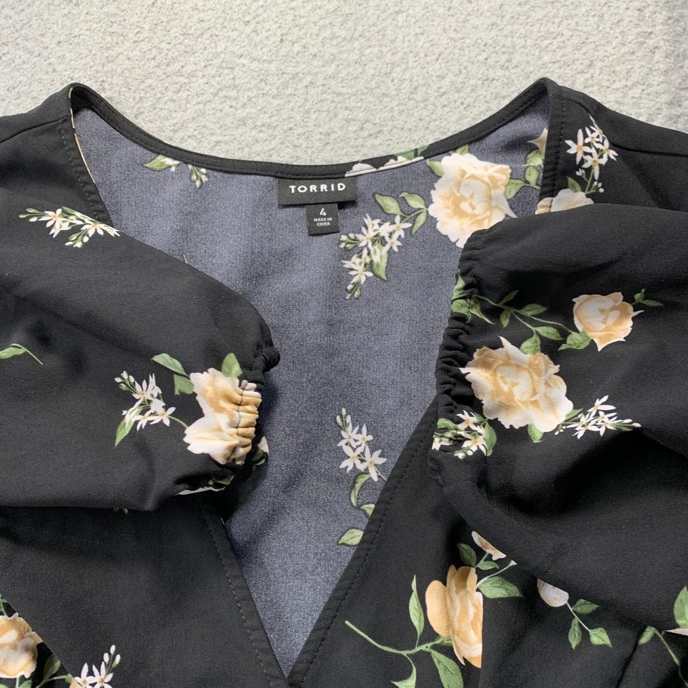TORRID Blouse Womens Size 4 / 4X Top Floral Black - Picture 7 of 8